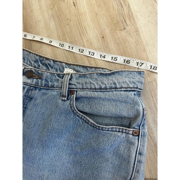 Vintage 505 levis light wash relaxed fit tapered leg - Picture 11 of 13